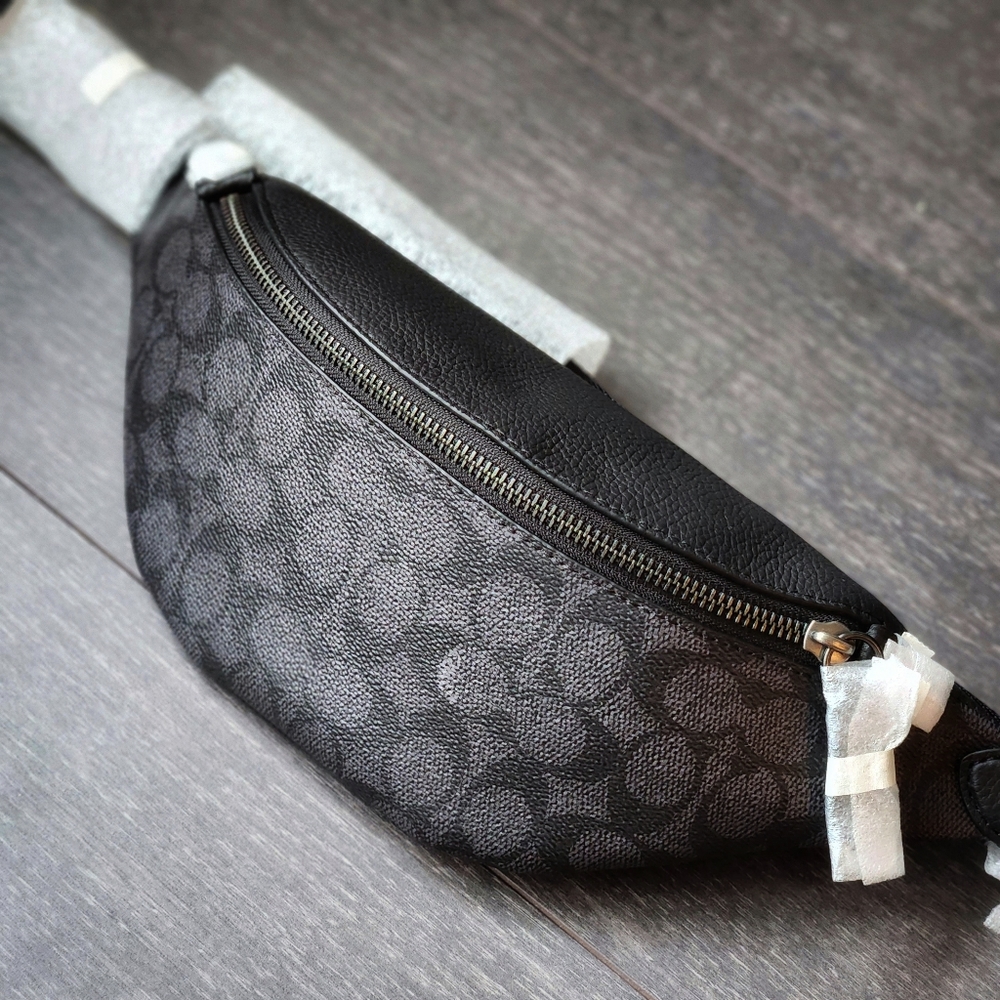 NWT Authentic Coach Charter Belt Bag in Signature C